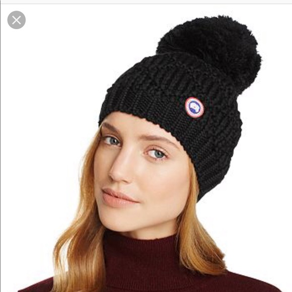 Canada Goose Accessories - Canada Goose merino Wool beanie w oversized Pom